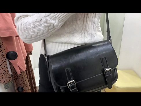 ❤️ Јавна мастурбација на младата кучка FeralBerry со дилдо во фитинг просторијата ❤ Порно на порно mk.hdpornpics.ru ❌❤